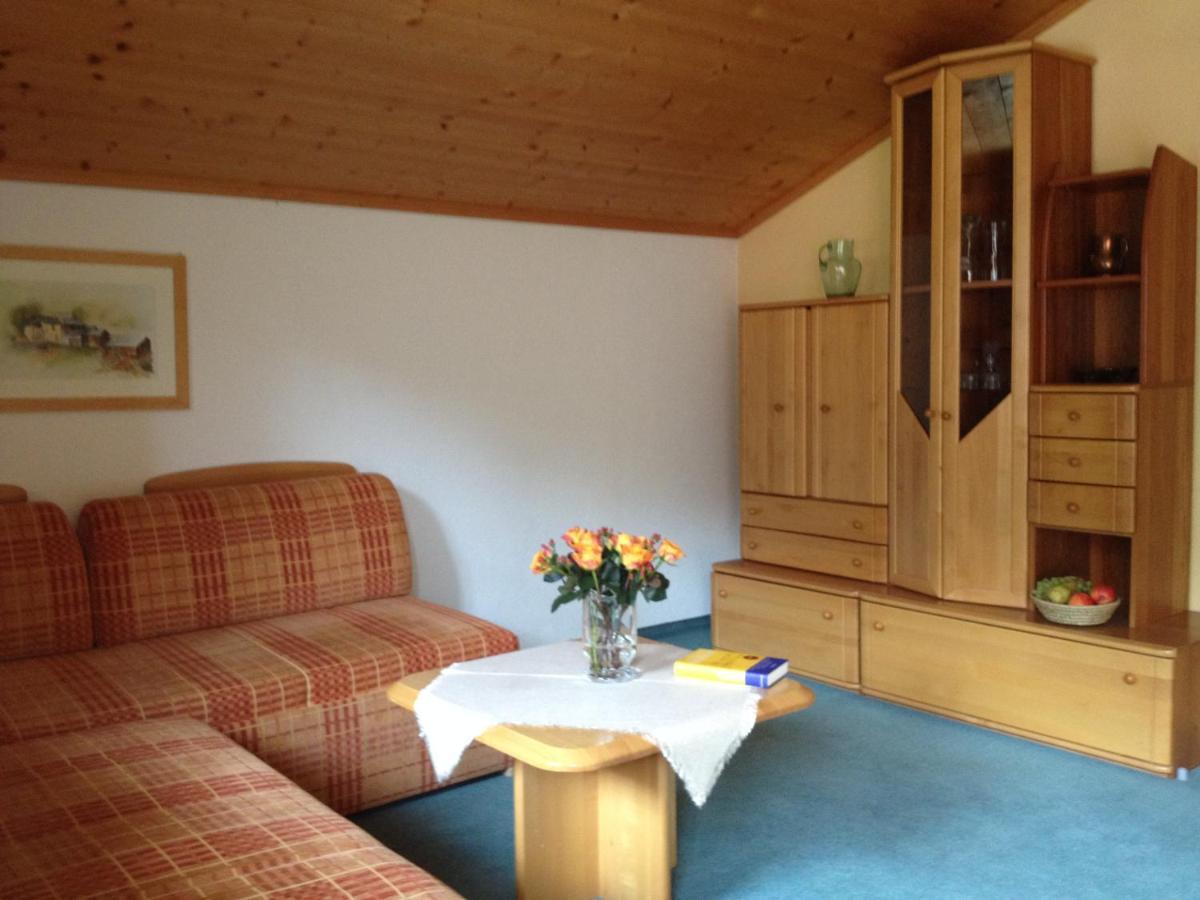 Haus Christaldo Bed & Breakfast Sankt Anton am Arlberg Dış mekan fotoğraf
