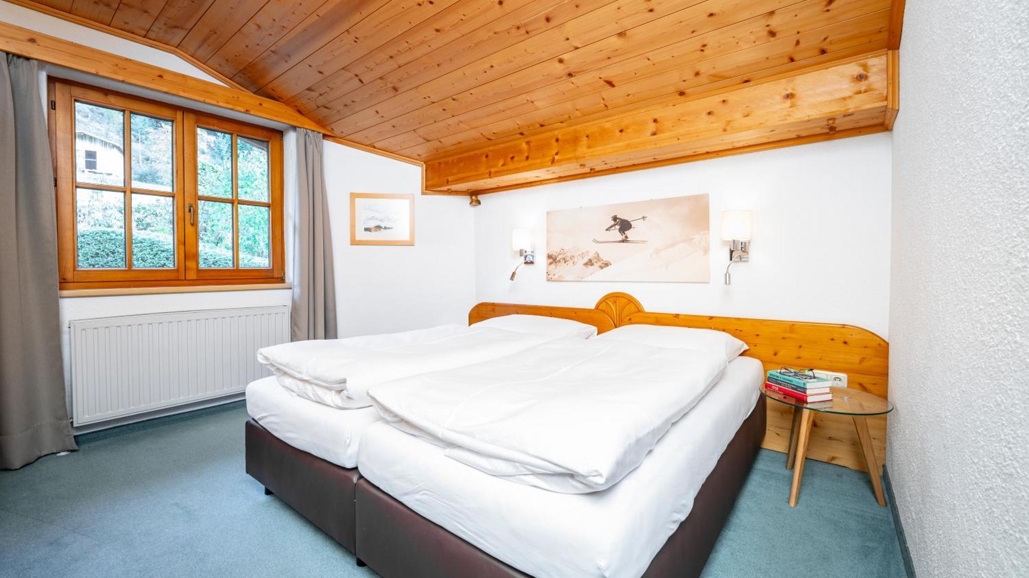 Haus Christaldo Bed & Breakfast Sankt Anton am Arlberg Dış mekan fotoğraf